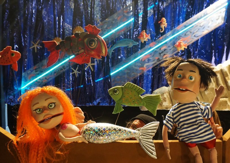 Lutkarska predstava 'Mala sirena i dječak Roko' premijerno povodom Dana planete Zemlje