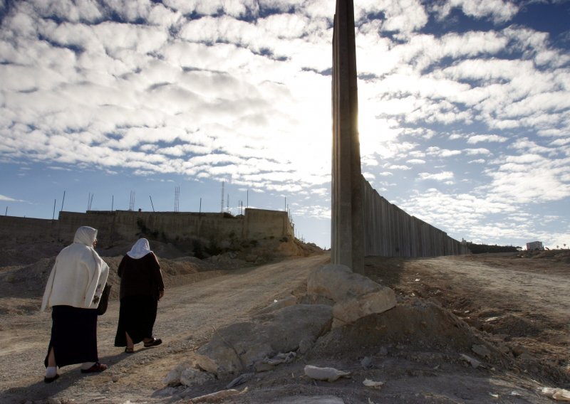 Izrael završio gradnju podzemnog zida sa senzorima na granici s Gazom. Nećete vjerovati što je sve ugrađeno u barijeru dugačku 65 kilometara