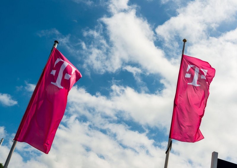 Jači dolar i biznis u SAD-u poduprli rezultate Deutsche Telekoma