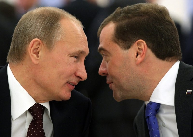 Medvedev: Moramo pomaknuti granice neprijateljskih zemalja, čak i Poljske