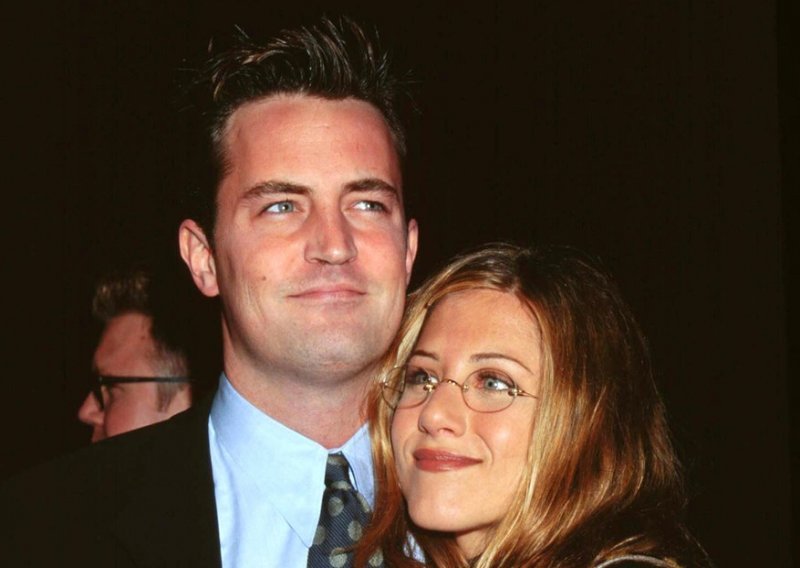 Jennifer Aniston odala je počast Matthewu Perryju: 'Na ovome bi bio zahvalan'