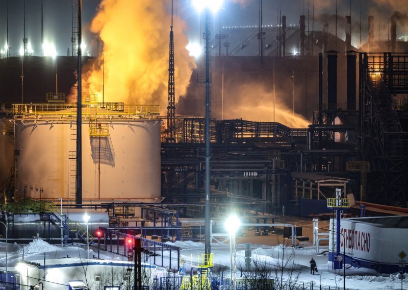 Požar na velikom ruskom LNG terminalu na Baltičkom moru