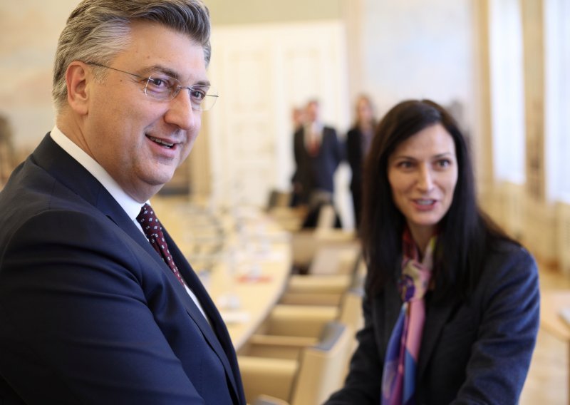 Plenković bugarskoj šefici diplomacije zaželio što skoriji ulazak u Schengen