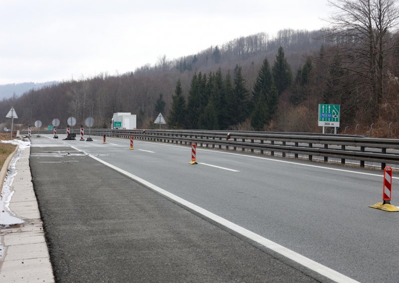 Zbog nesreće na A6, između Vrata i Oštrovice, vozi se uz ograničenje brzine