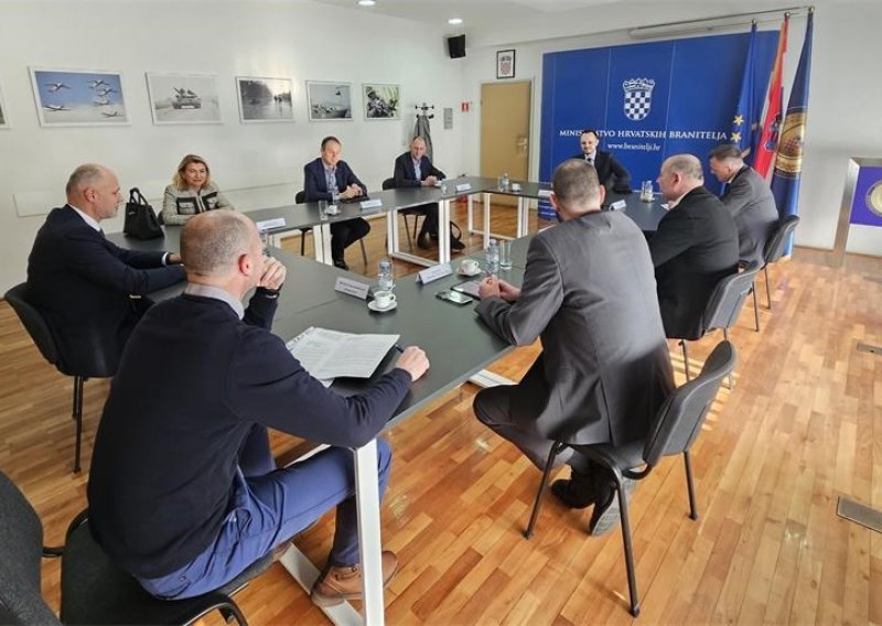 Ministar Medved sastao se s predstavnicima Hrvatskog telekoma