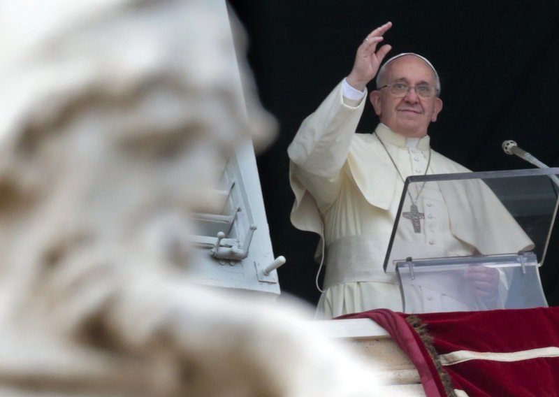 Vatikan: Crkva mora imati manje predrasuda prema homoseksualcima