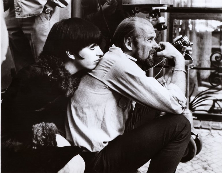 Redatelj Bob Fosse i Liza Minnelli na snimanju filma 'Cabaret'