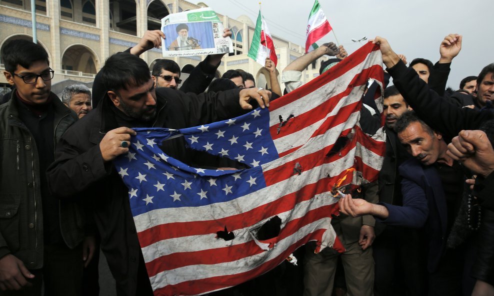 Prosvjedi u Iranu nakon ubojstva Kasema Sulejmanija
