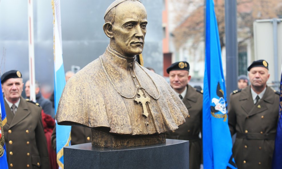 Spomenik Stepincu u Osijeku koji je izazvao novu reakciju Beograda