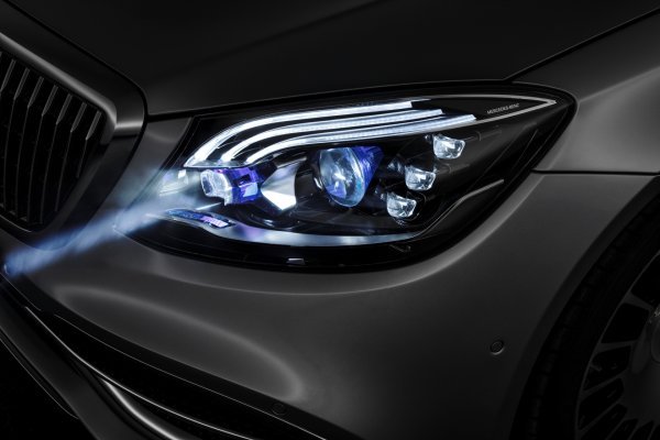Svjetlosni sustav Mercedes-Benza