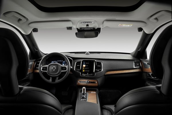 Volvo radi na sigurnosnom sustavu nadzora vozača pomoću montirane kamere